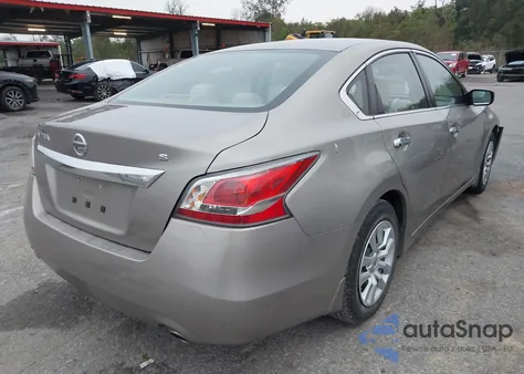 2015 Nissan Altima 2.5 S from USA, damaged, VIN 1N4AL3AP6FC144416